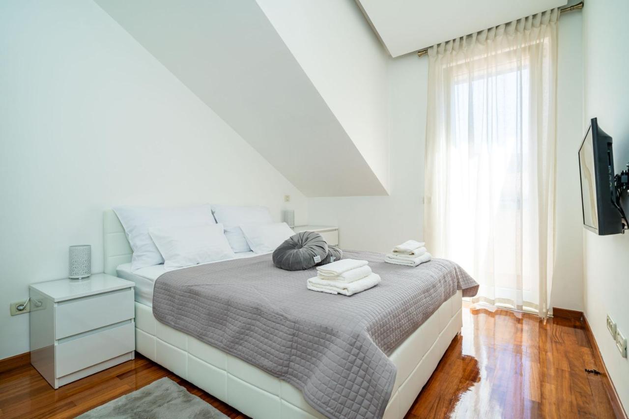 Apartment Elly ดูบรอฟนิก ภายนอก รูปภาพ