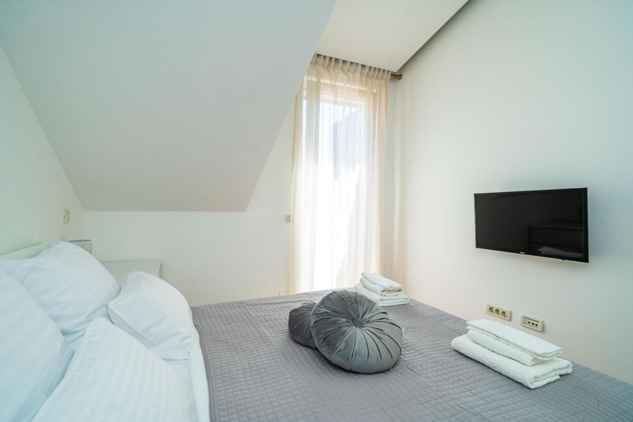 Apartment Elly ดูบรอฟนิก ภายนอก รูปภาพ
